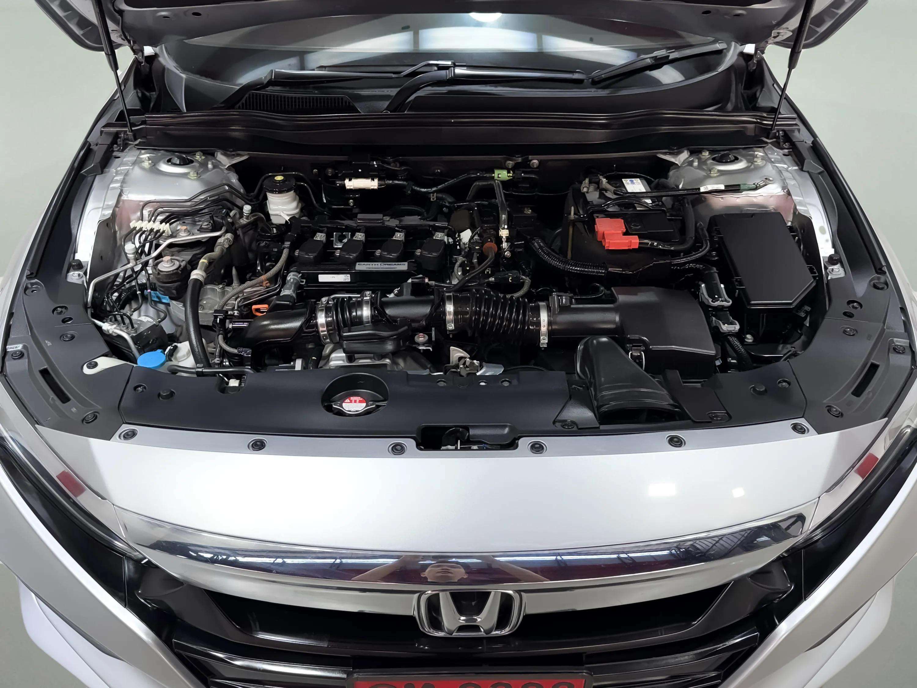 HONDA ACCORD AT 2019 TURBO  EL